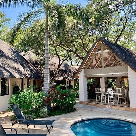 Pamarah Lodge Водопад Виктория Экстерьер фото